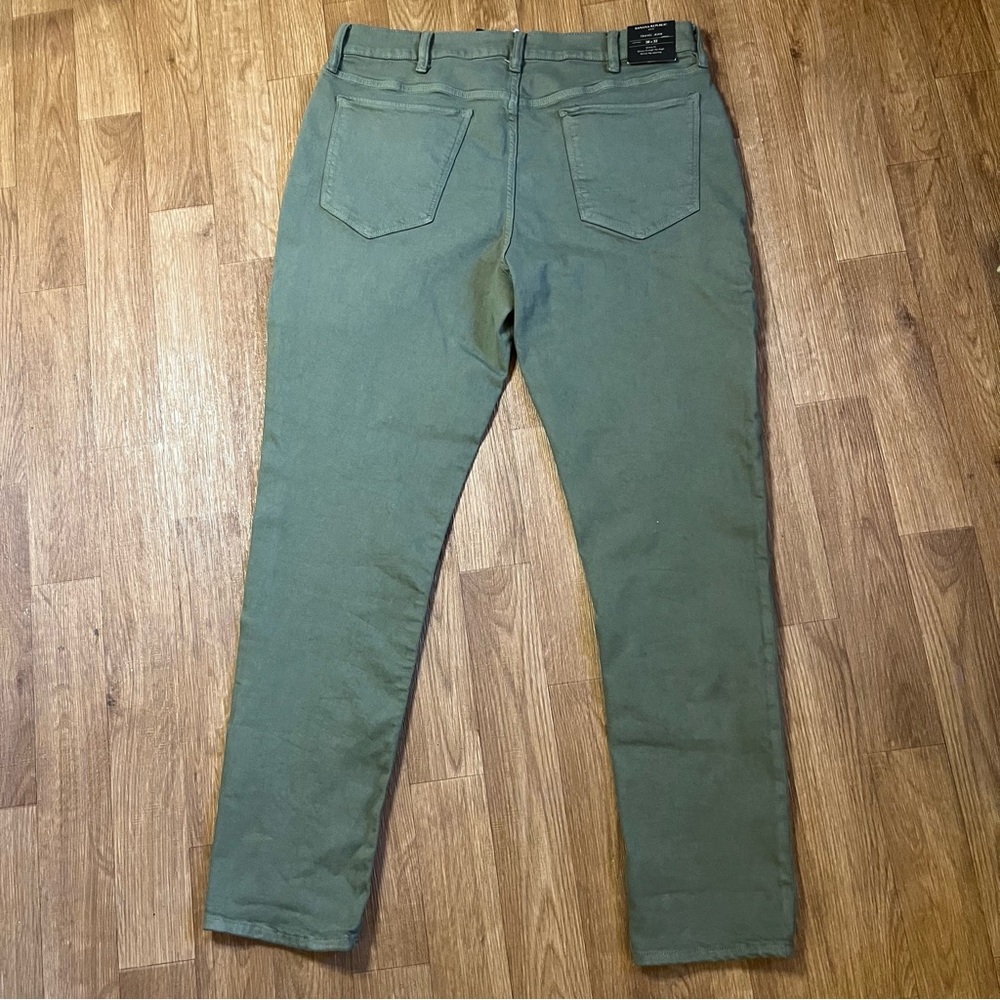 Banana Republic Green Travel Jeans - Picture 2 of 11